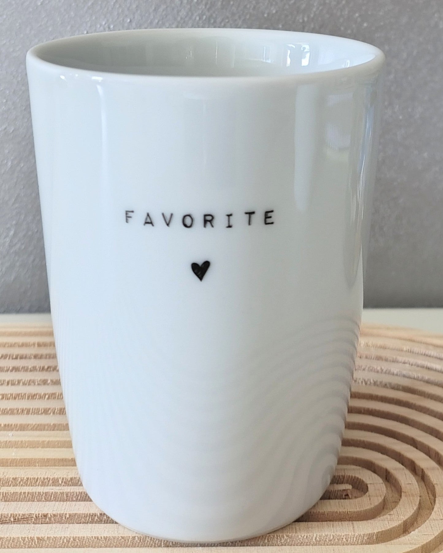 Tazza da the in ceramica con scritta Favoite.