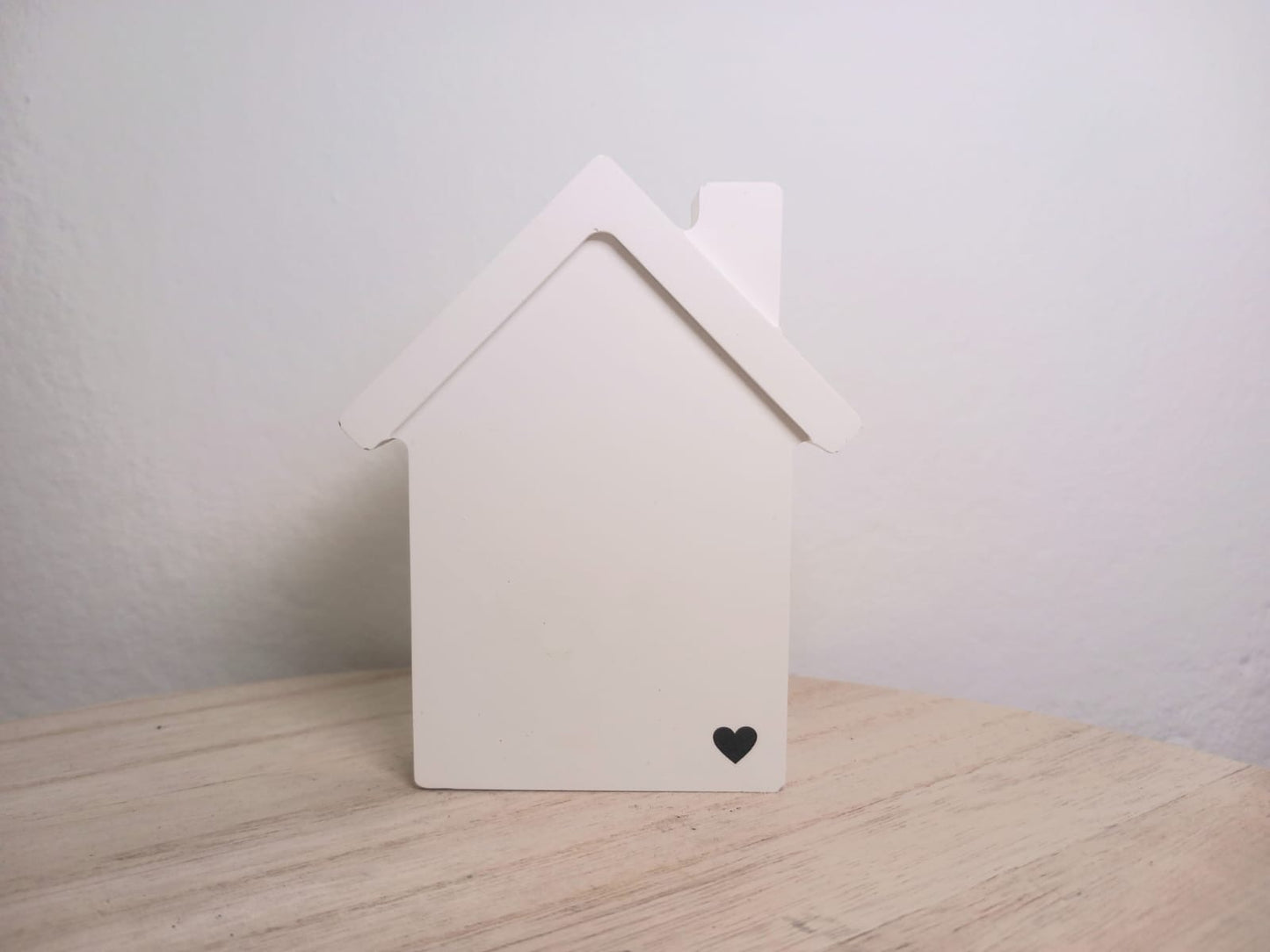 Casetta con cuore laterale