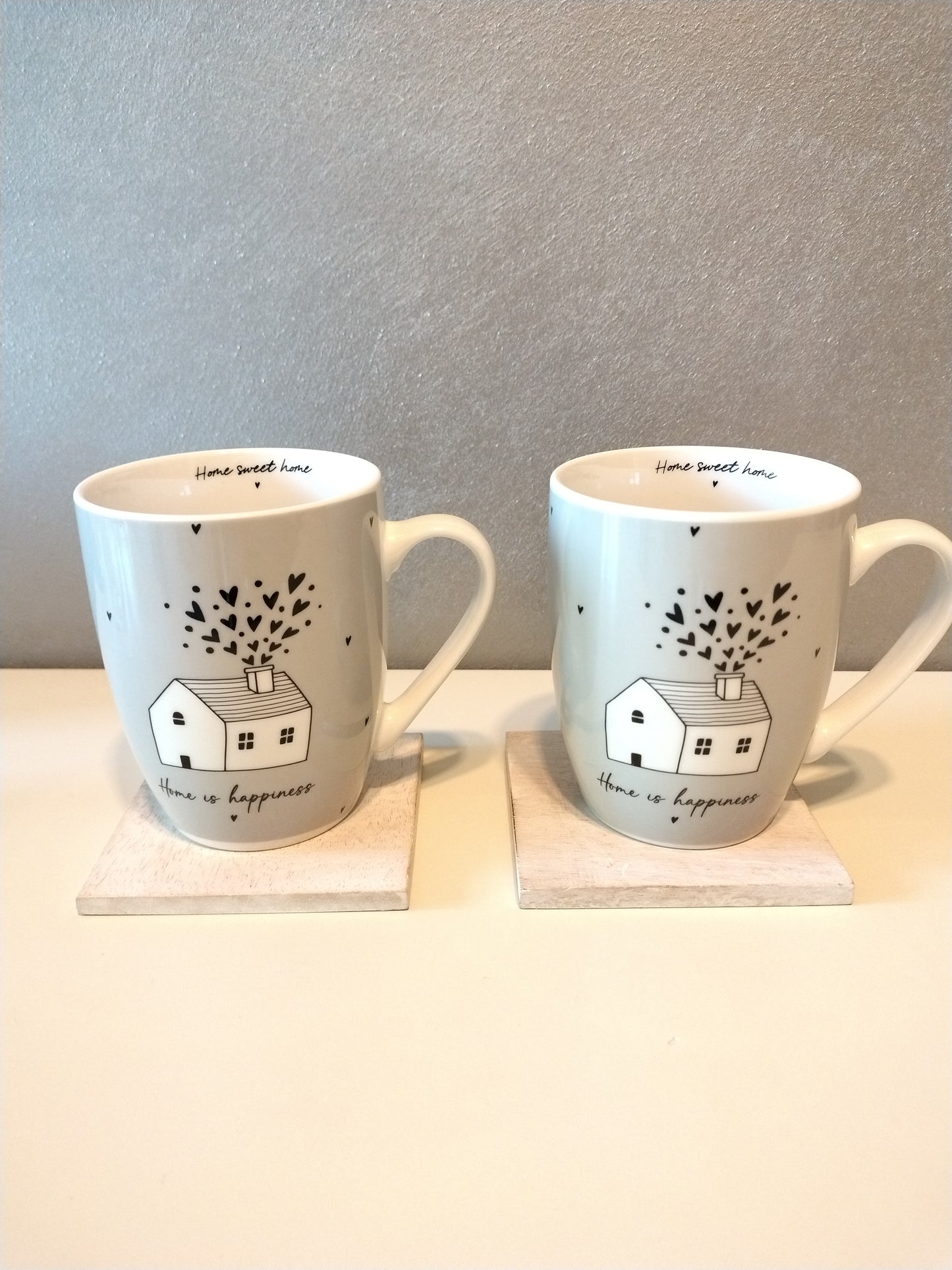 Set 2 mug  home is happines
