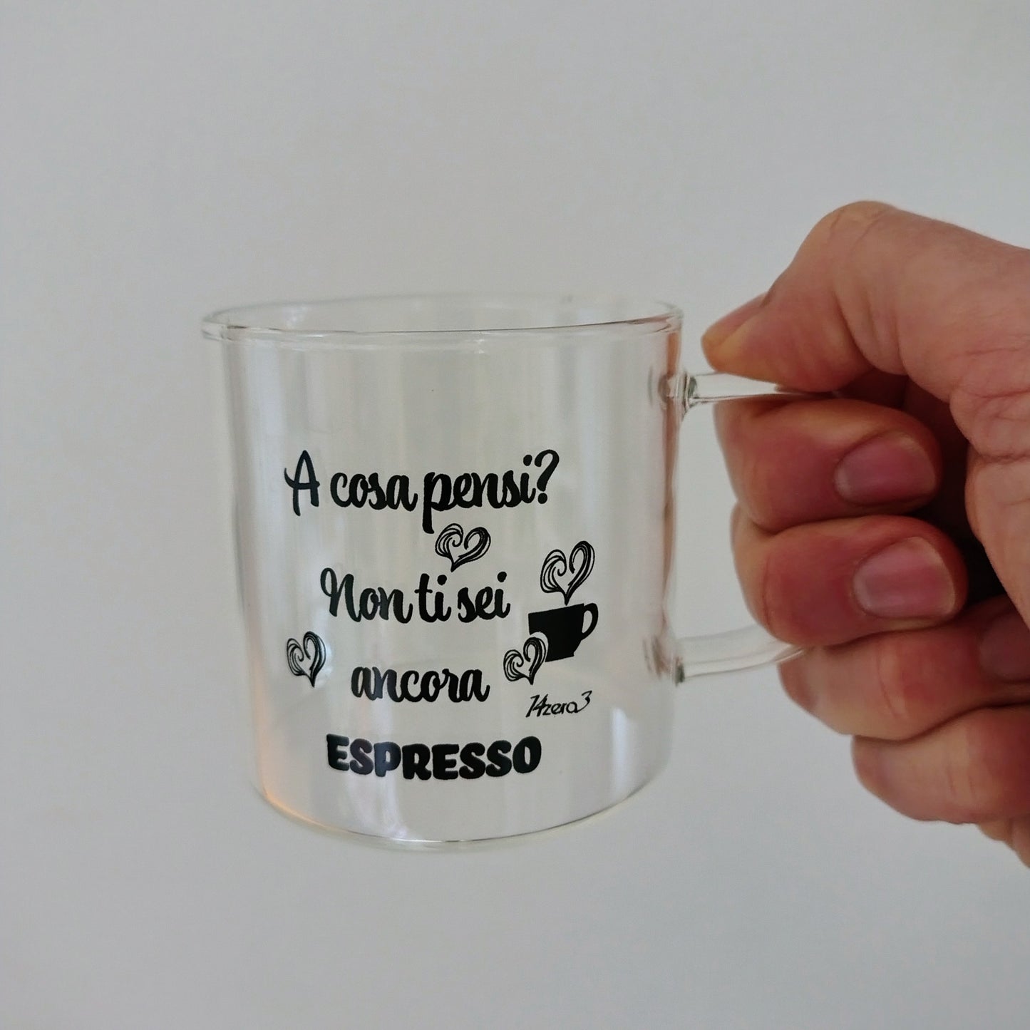 Tazzina da caffè in vetro con scritte