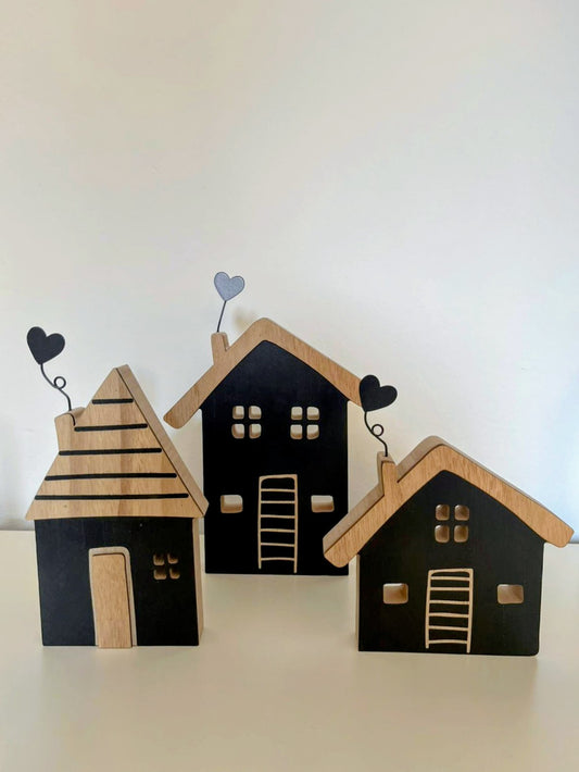 Set 3 casetta camino con cuore nere